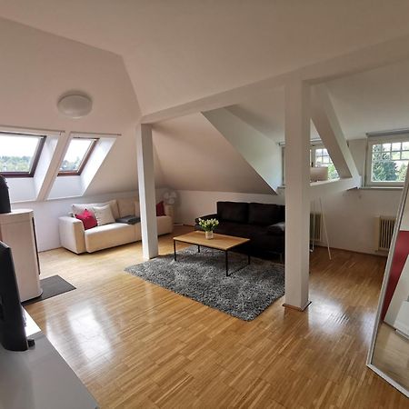 Moderne Dachgeschosswohnung Zentral By Seebnb Velden am Wörthersee Eksteriør bilde