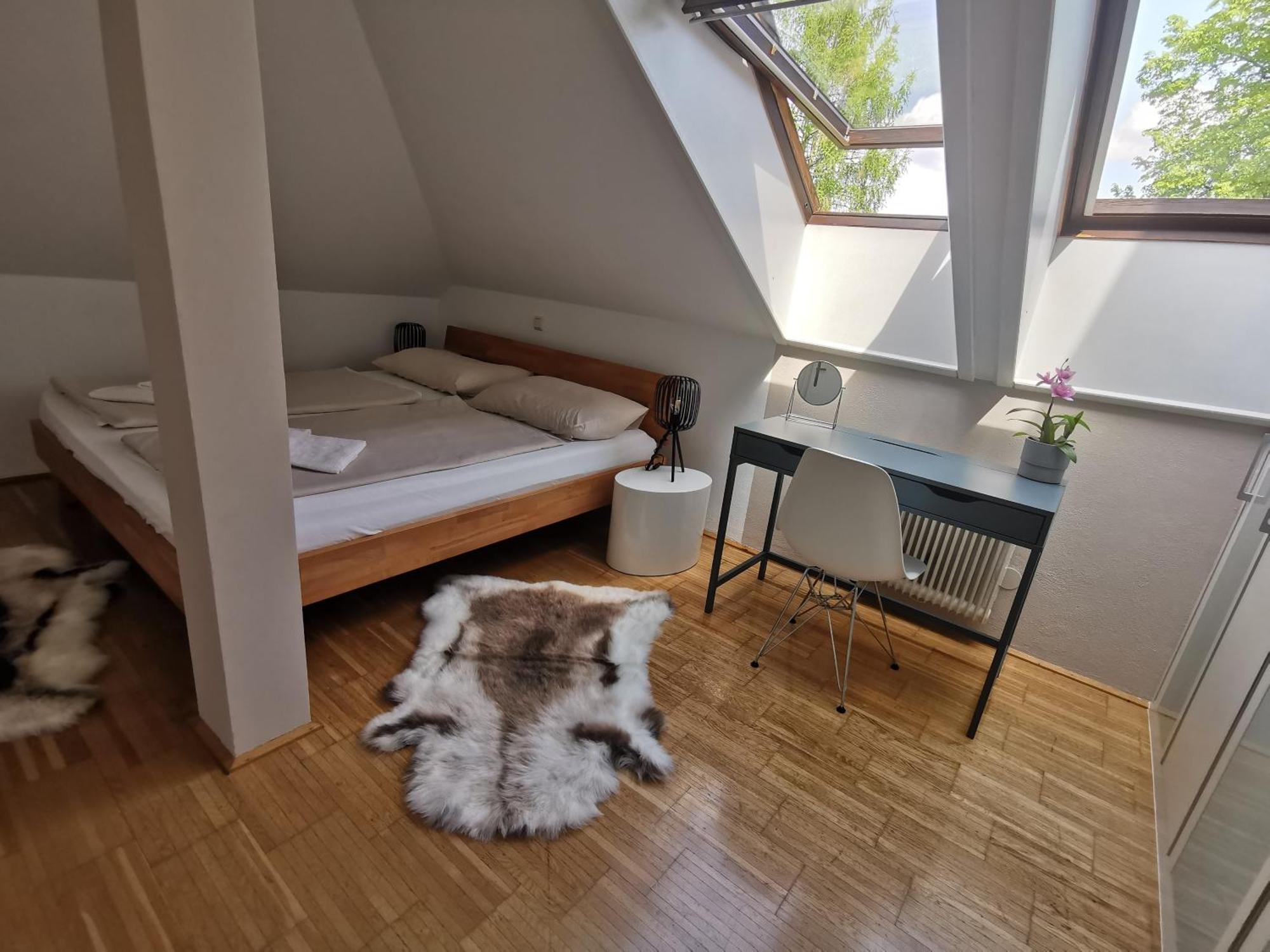 Moderne Dachgeschosswohnung Zentral By Seebnb Velden am Wörthersee Eksteriør bilde